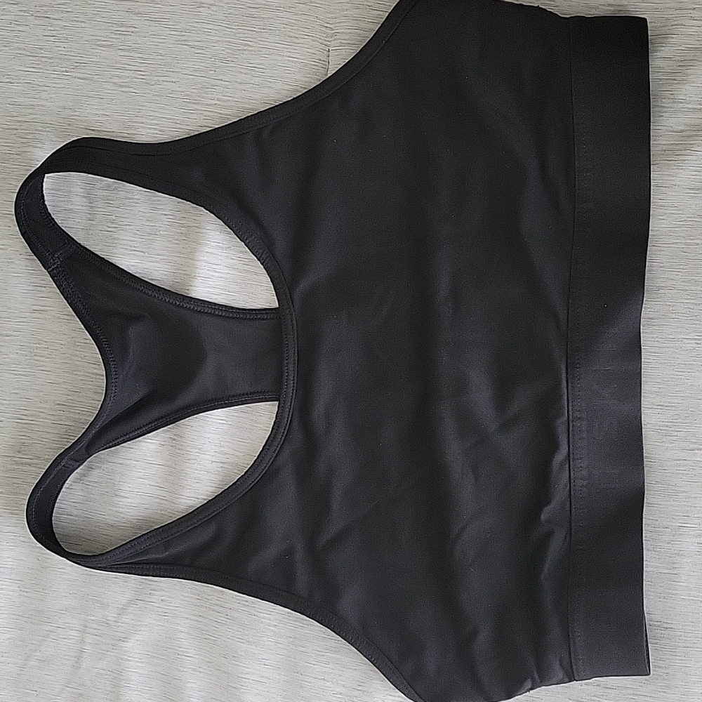 Second skin sports bra